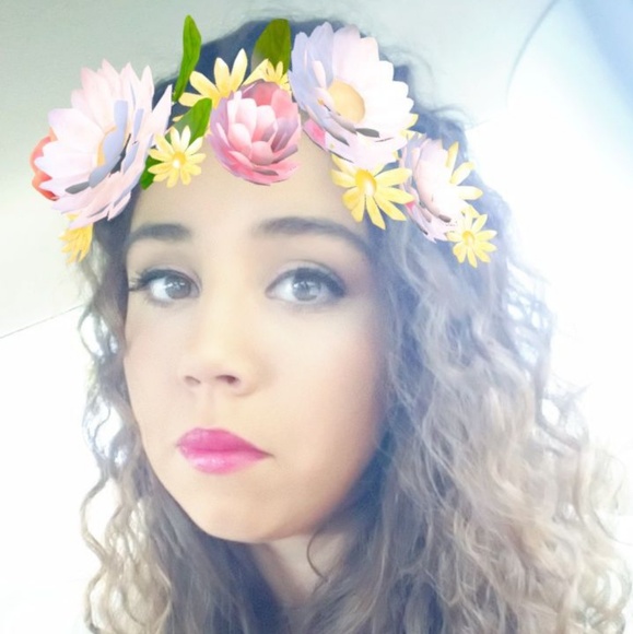 Meet your Posher, Monica - Picture 3 of 3